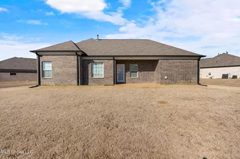 Exterior - 1802 Millers Cv, Nesbit, MS 38651 photo 5 of 5