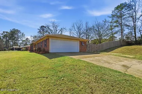 Other - 100 Rollingwood Dr, Brandon, MS 39042 photo 1 of 7