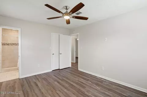 Bedroom - 100 Rollingwood Dr, Brandon, MS 39042 photo 2 of 4
