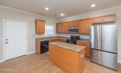 Kitchen - 101 Stapleton Dr, Canton, MS 39046 photo 1 of 4