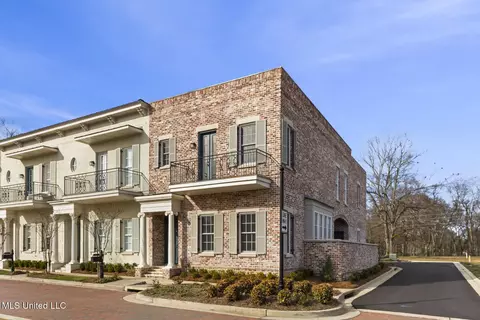 Exterior - 210 Amelia St, Madison, MS 39110 photo 2 of 4