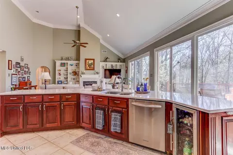 8237 Windersgate Dr, Olive Branch, MS 38654 photo 15