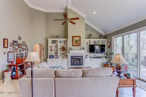 8237 Windersgate Dr, Olive Branch, MS 38654 photo 10