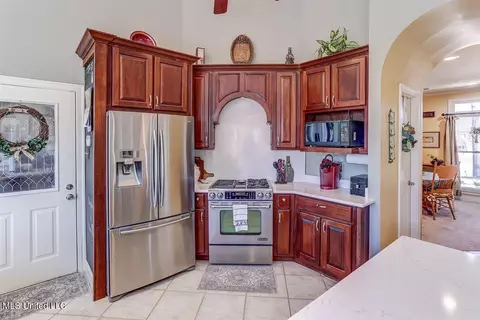 8237 Windersgate Dr, Olive Branch, MS 38654 photo 17
