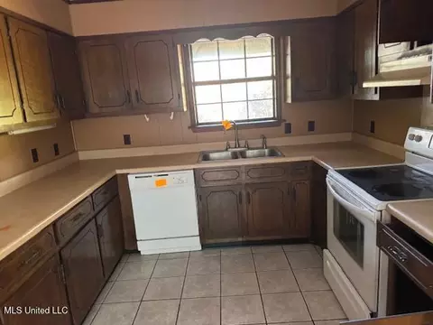 Kitchen - 201 Mason Rd, Lucedale, MS 39452 photo 1 of 1