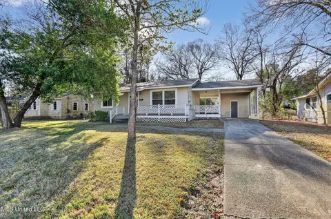Exterior - 421 Benning Rd, Jackson, MS 39206 photo 2 of 7