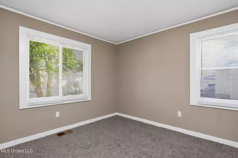 Bedroom - 421 Benning Rd, Jackson, MS 39206 photo 7 of 10