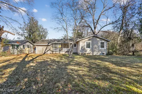 Exterior - 421 Benning Rd, Jackson, MS 39206 photo 7 of 7