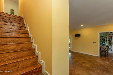 Entry Way - 3775 Coker Rd, Madison, MS 39110 photo 6 of 8