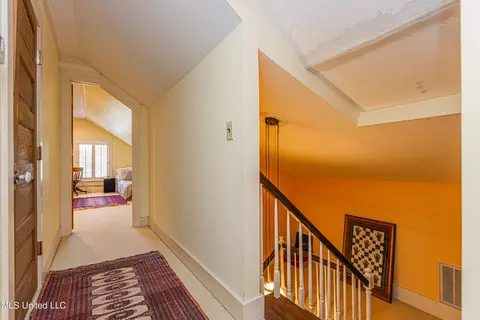 Entry Way - 3775 Coker Rd, Madison, MS 39110 photo 5 of 8