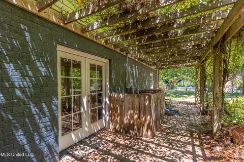 Exterior - 3775 Coker Rd, Madison, MS 39110 photo 9 of 40