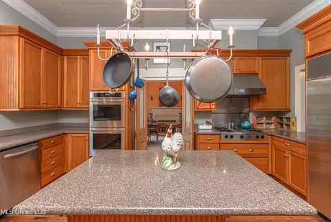 Kitchen - 3775 Coker Rd, Madison, MS 39110 photo 3 of 9