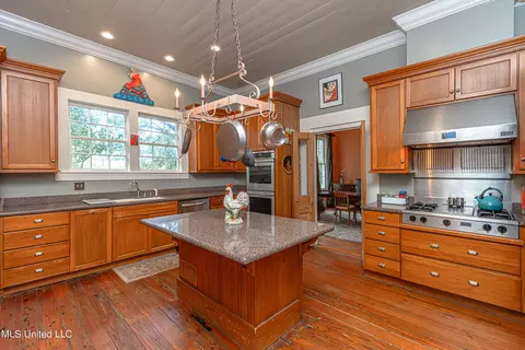 Kitchen - 3775 Coker Rd, Madison, MS 39110 photo 1 of 9