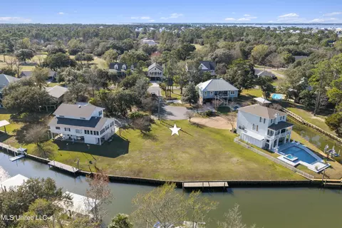 105 Cypress Cv, Pass Christian, MS 39571