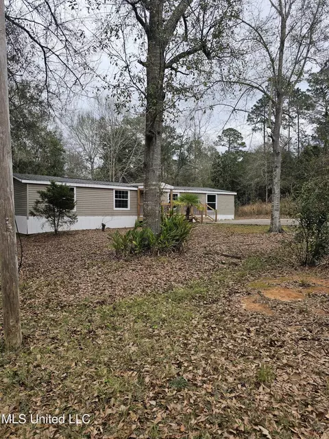 9712 Lualini Pl, Diamondhead, MS 39525 photo 4