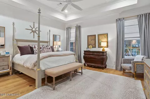 Bedroom - 2060 London Ave, Jackson, MS 39211 photo 1 of 6
