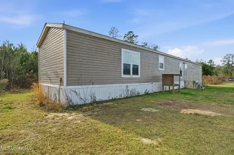 6139 Vestry Rd, Perkinston, MS 39573