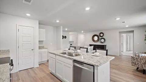 Kitchen - 224 Raulston Dr, Byram, MS 39272 photo 2 of 3