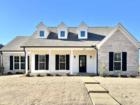 2201 Scott Meadows Ln, Hernando, MS 38632 photo 1