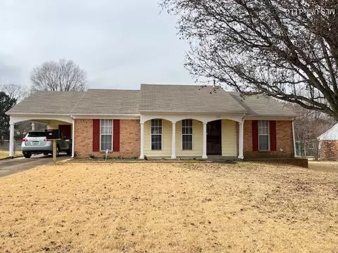 114 Hunter Dr, Senatobia, MS 38668