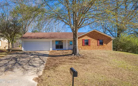 244 Manchu Ct, Clinton, MS 39056