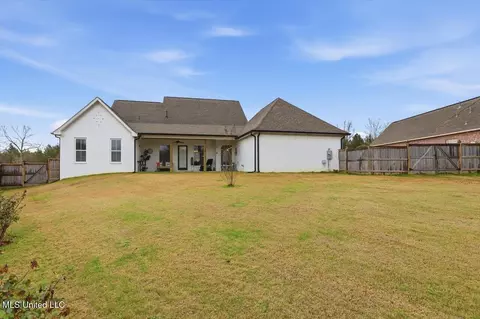 Exterior - 244 Cornerstone Dr, Brandon, MS 39042 photo 9 of 9