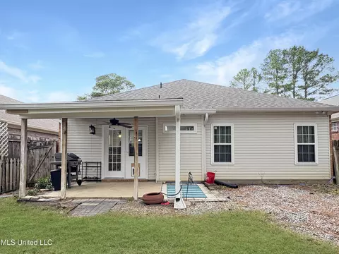Exterior - 190 Commonwealth Ave, Brandon, MS 39047 photo 4 of 5