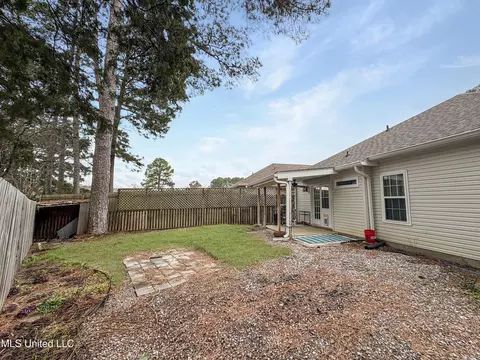 Exterior - 190 Commonwealth Ave, Brandon, MS 39047 photo 5 of 5