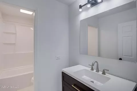 Bath - 521 Mockingbird Dr, Long Beach, MS 39560 photo 3 of 5