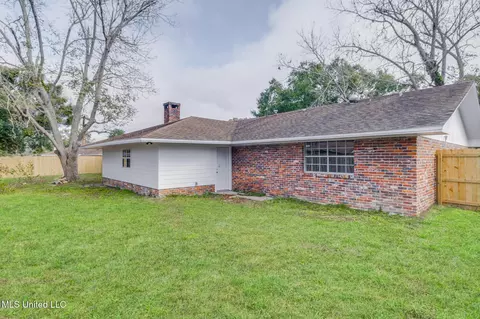 Exterior - 521 Mockingbird Dr, Long Beach, MS 39560 photo 3 of 3