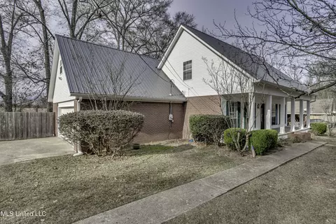 Exterior - 133 Monmouth Rd, Florence, MS 39073 photo 10 of 15