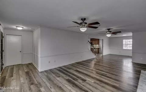 Living - 133 Monmouth Rd, Florence, MS 39073 photo 3 of 9
