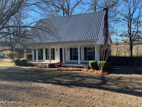 133 Monmouth Rd, Florence, MS 39073