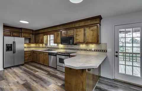 Kitchen - 133 Monmouth Rd, Florence, MS 39073 photo 1 of 5