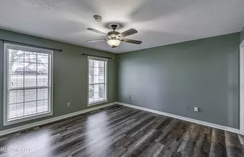 Living - 133 Monmouth Rd, Florence, MS 39073 photo 9 of 9