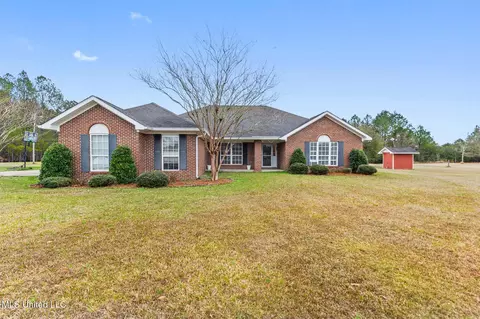 17920 Rayford Shumock Rd, Moss Point, MS 39562