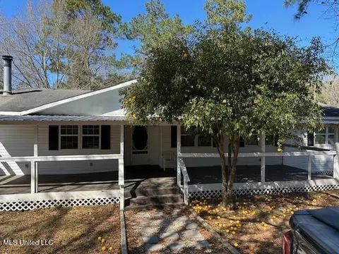 47 Tom Warner Rd, Tylertown, MS 39667