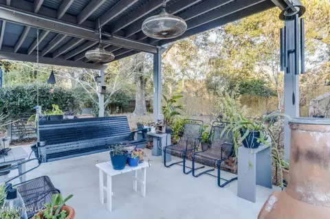 Exterior - 320 Carter Rd, Biloxi, MS 39531 photo 1 of 6