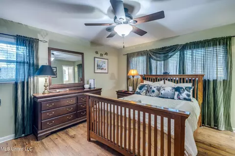 Bedroom - 320 Carter Rd, Biloxi, MS 39531 photo 3 of 4