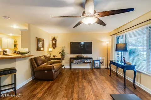 Living - 320 Carter Rd, Biloxi, MS 39531 photo 1 of 3