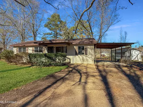 4220 Nancy St, Pearl, MS 39208