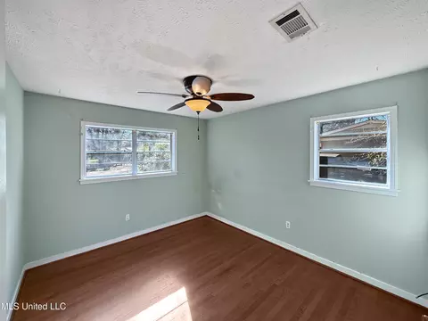 Bedroom - 4220 Nancy St, Pearl, MS 39208 photo 1 of 3