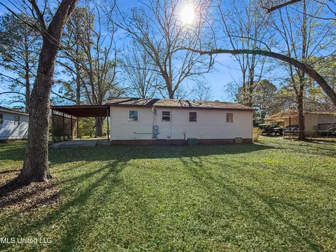Exterior - 4220 Nancy St, Pearl, MS 39208 photo 2 of 3