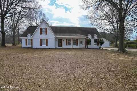 4707 Douglas Dr, Olive Branch, MS 38654