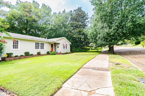 Exterior - 761 Euclid Ave, Jackson, MS 39202 photo 2 of 9