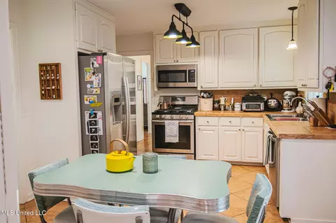 Kitchen - 761 Euclid Ave, Jackson, MS 39202 photo 12 of 14