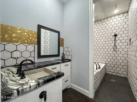 Bath - 438 Gulde Shiloh Rd, Brandon, MS 39042 photo 1 of 2