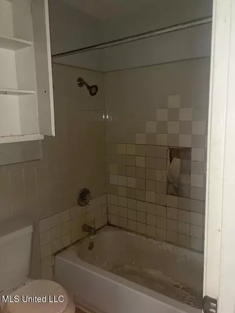 3310 Oakview Dr, Jackson, MS 39212 photo 8