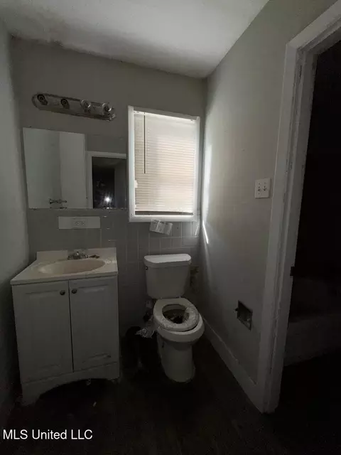 936 Westway St, Jackson, MS 39212 photo 3