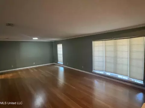 Living - 18032 Kellogg Rd, Saucier, MS 39574 photo 1 of 5